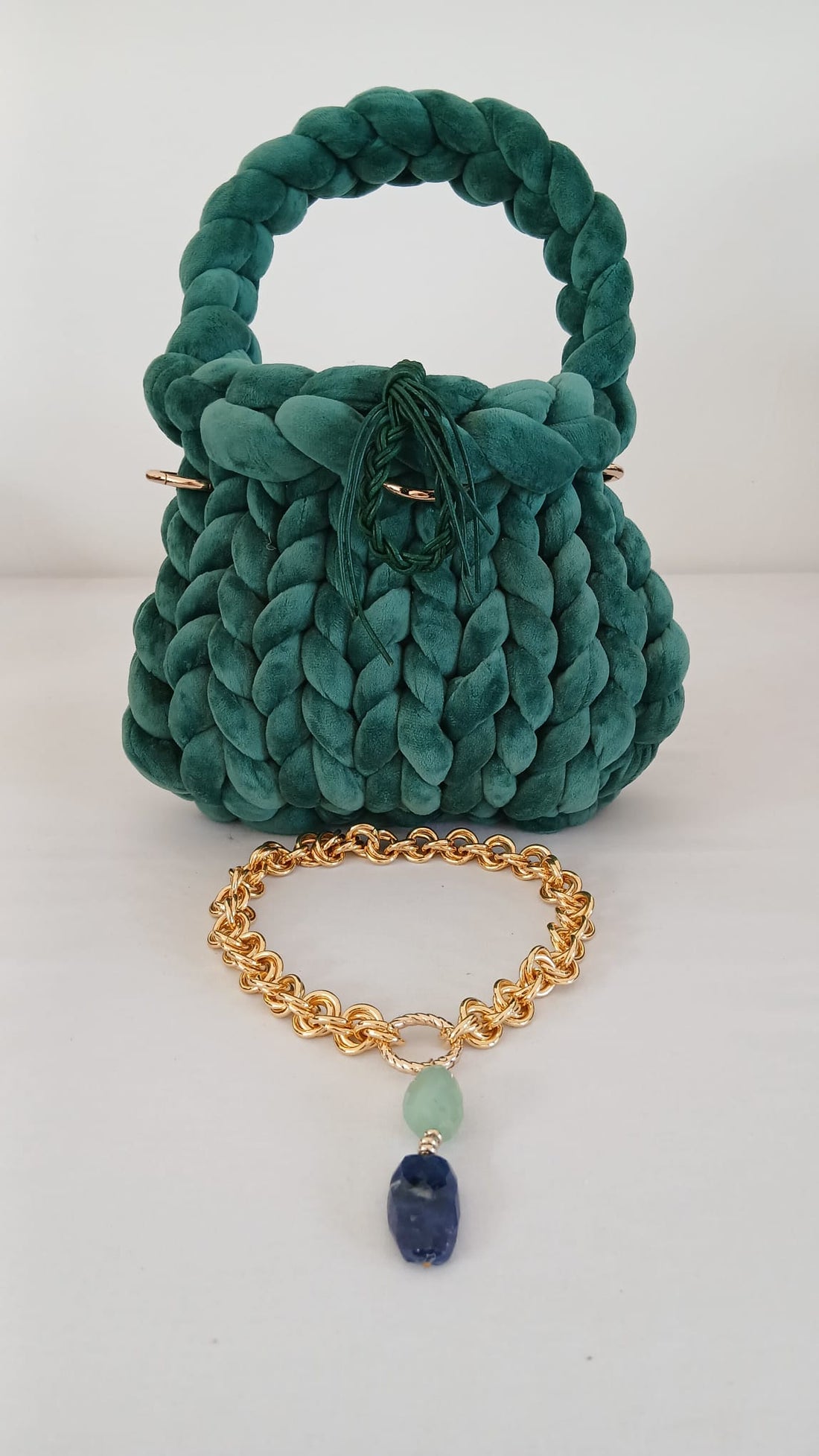ANITÆ Handwoven Velvet Bag – Emerald Green